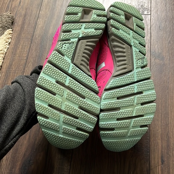 New Balance 550 v3 Pink and Aqua Sneakers Size 9 - Picture 3 of 4